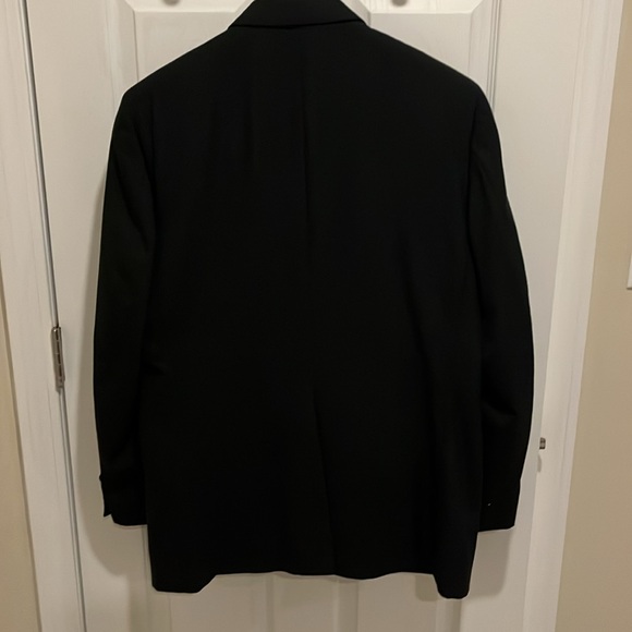 Tuxedo - Picture 2 of 4